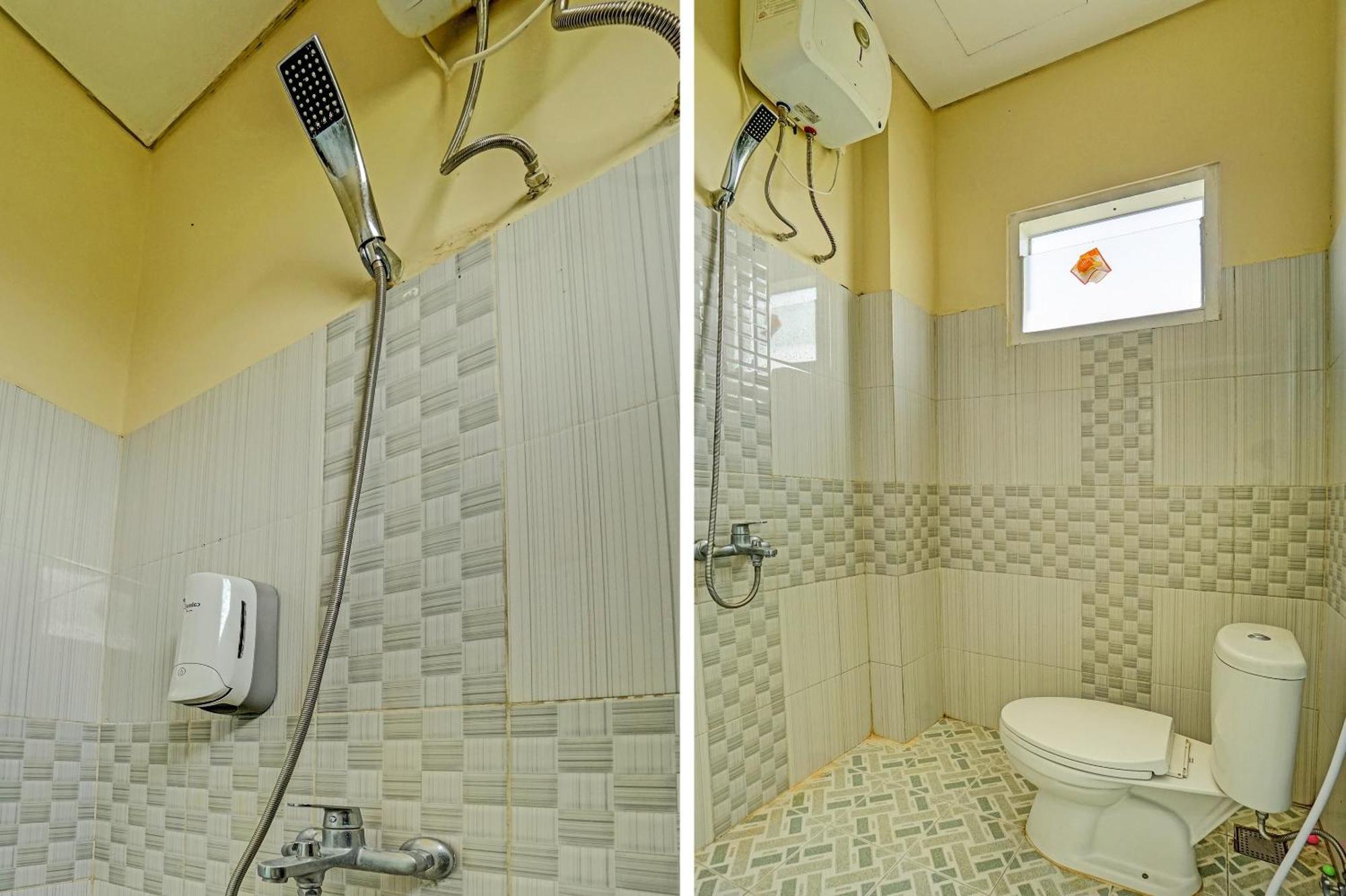 Oyo 91825 Ayu Lestari Homestay Nganjuk エクステリア 写真